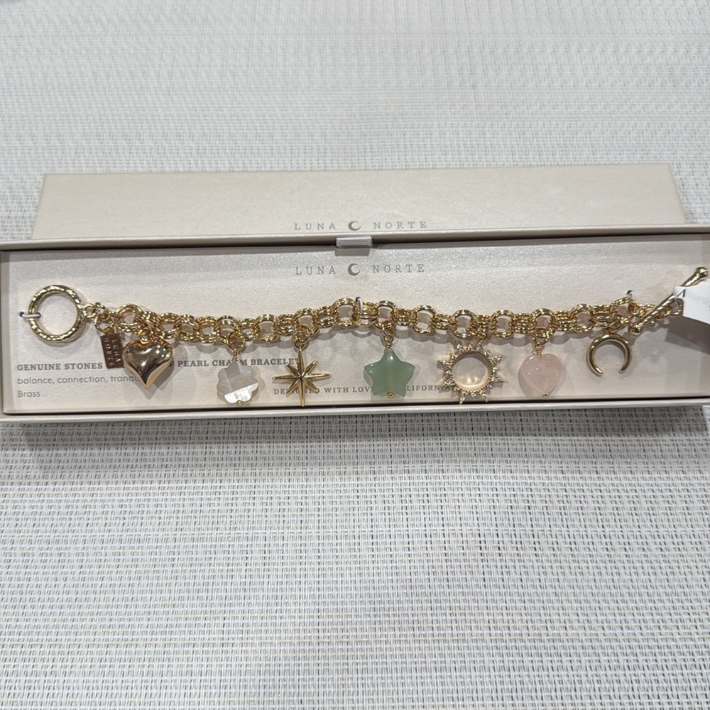Luna Norte bracelet mother of the pearl bracelet with green and pick stones
